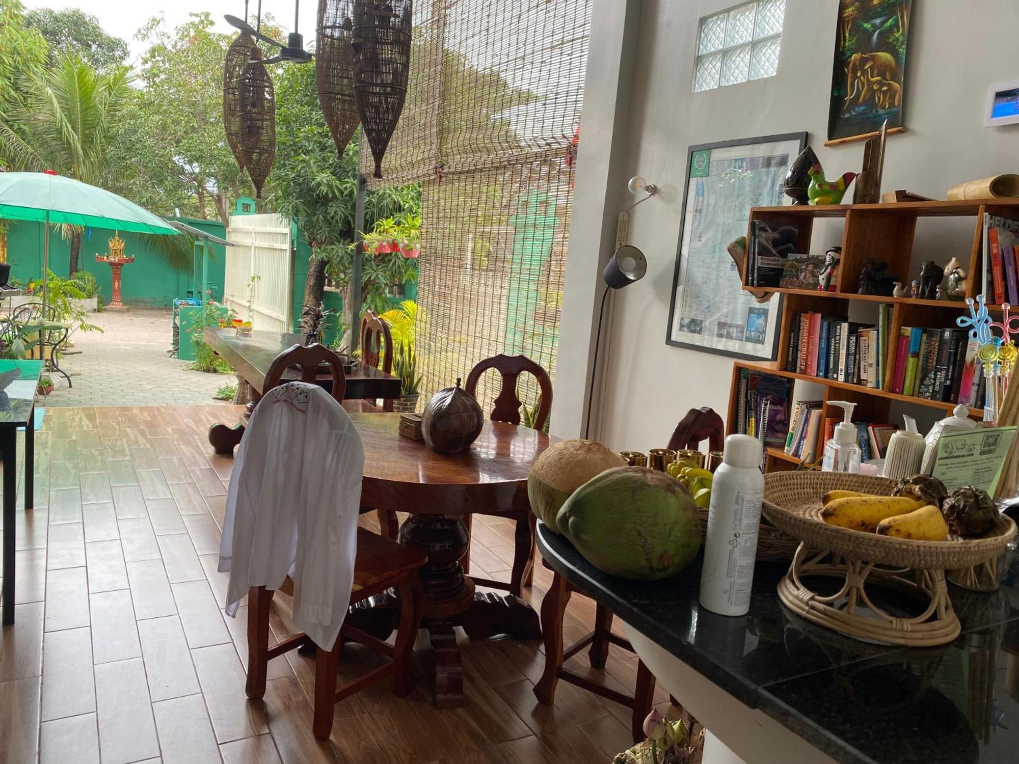 Bloom Garden Bed & Breakfast Siem Reap Buitenkant foto